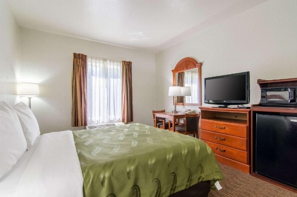 Quality Inn Junction City near Fort Riley image 14