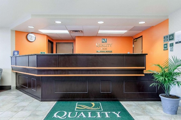Quality Inn Junction City near Fort Riley image 6